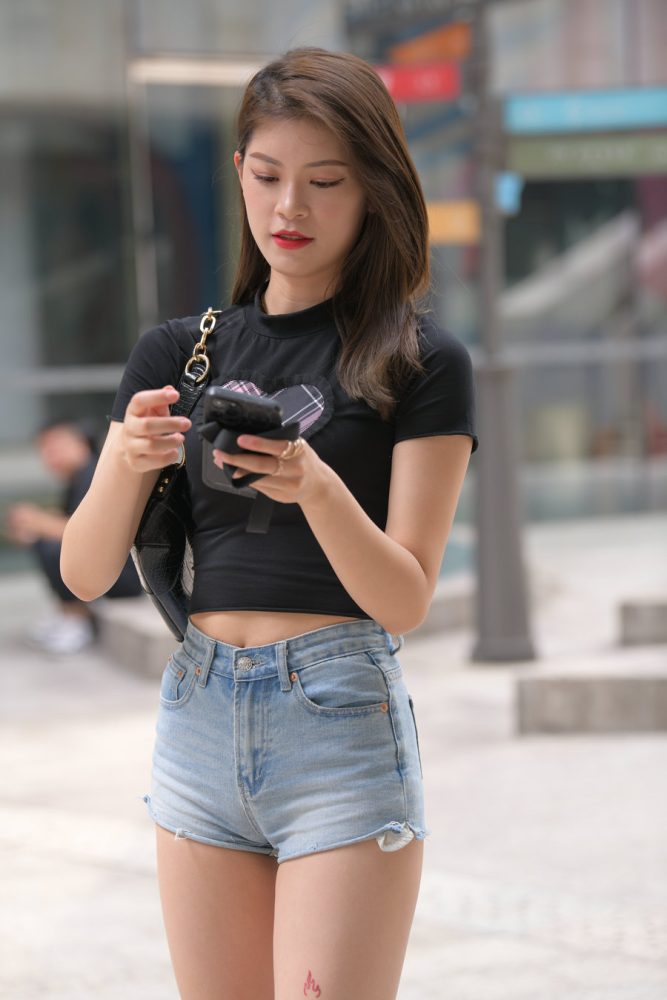 J1975 344P-7.75GB-艾米图库