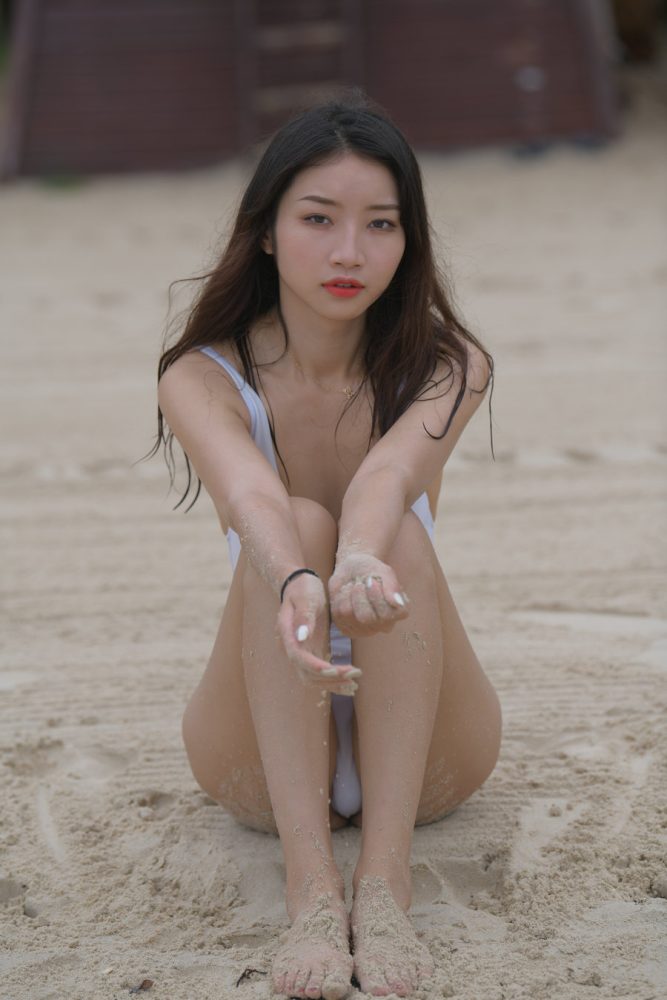 J1223 658P3V-20.3GB-艾米图库
