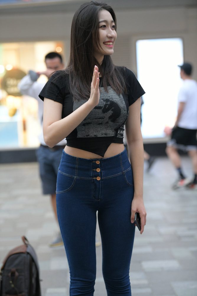 紧身牛仔裤女人J2784 240P-6.66GB-艾米图库
