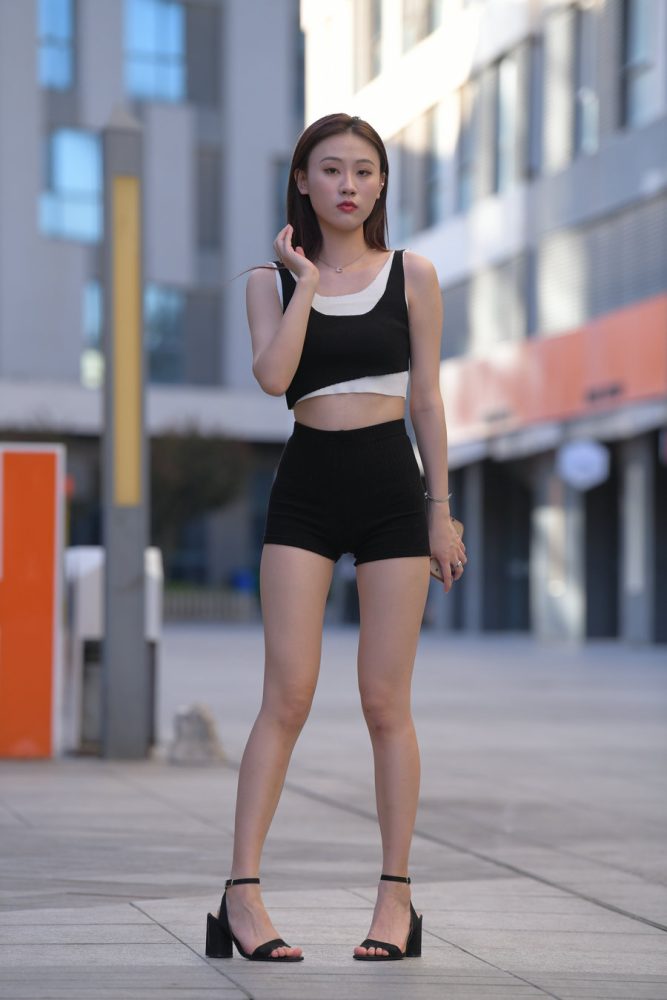 J3258 620P2V-32.4GB-艾米图库