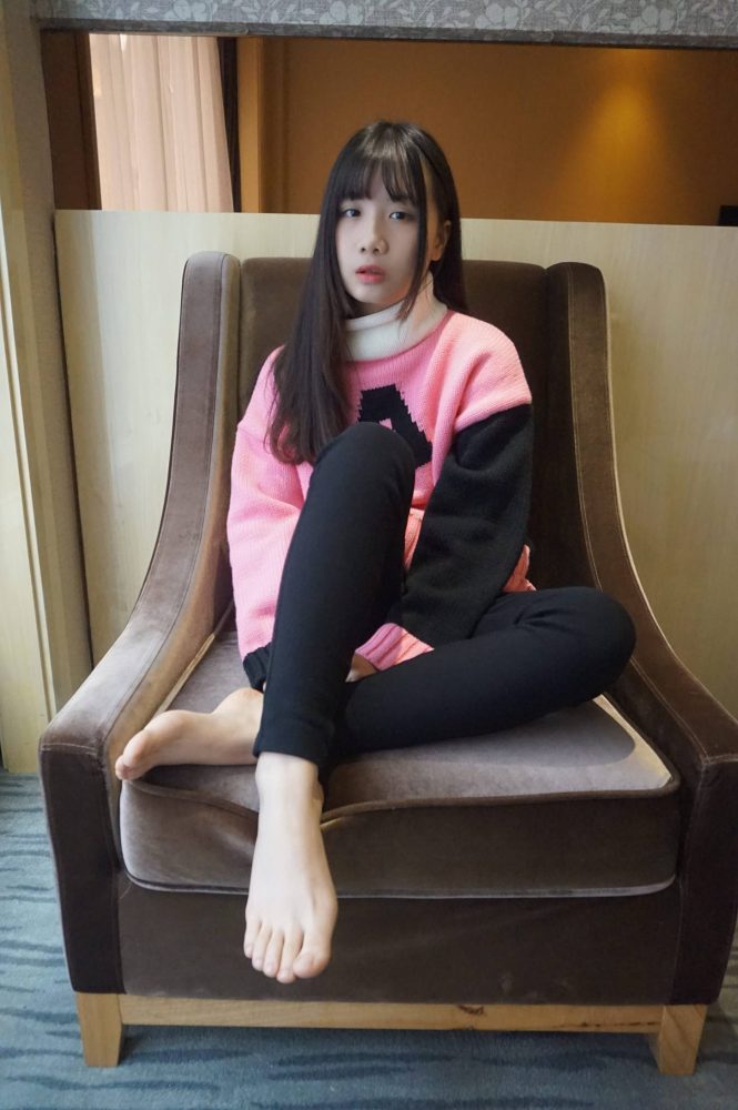 齐刘海的长发女孩【70P】20016-艾米图库