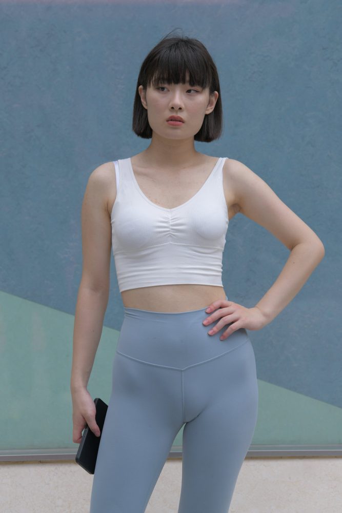 短发女孩J4175 379P2V-26.5GB-艾米图库
