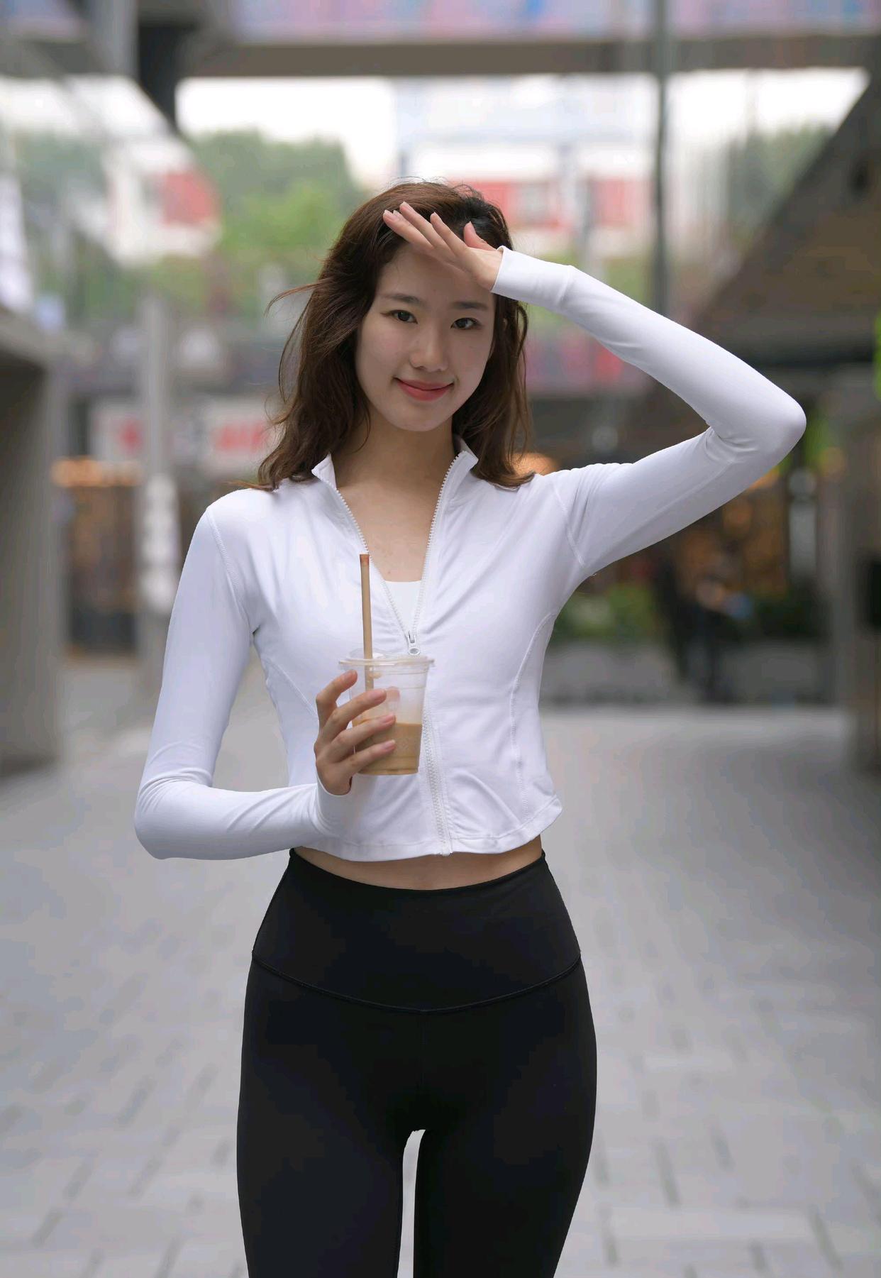 图片[4]-像刘亦菲的黑色瑜伽裤女孩J2237 340P1V-14.8GB-艾米图库