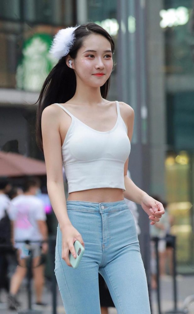 非常漂亮的牛仔裤女孩 J2144 98P1V-1.92GB-艾米图库