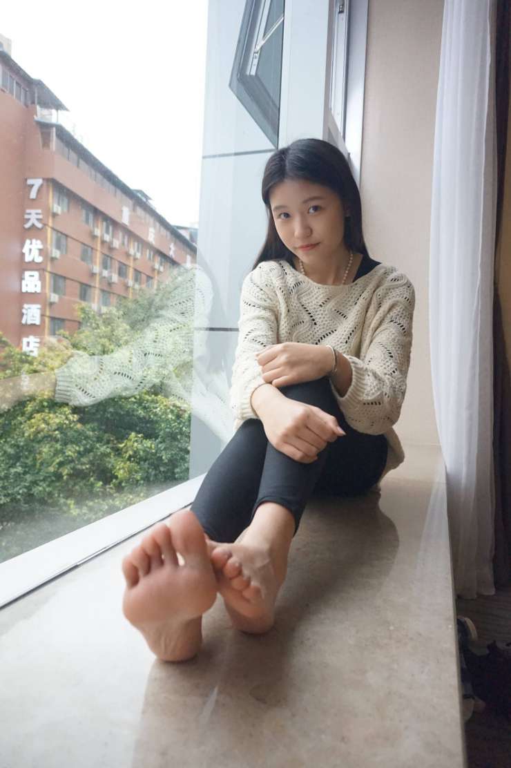 图片[3]-眼神很清澈的赤脚女孩【59P】20020-艾米图库