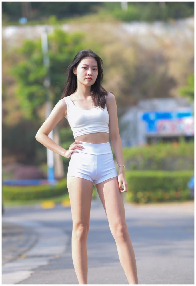 J1120 459P2V-14.8GB-艾米图库