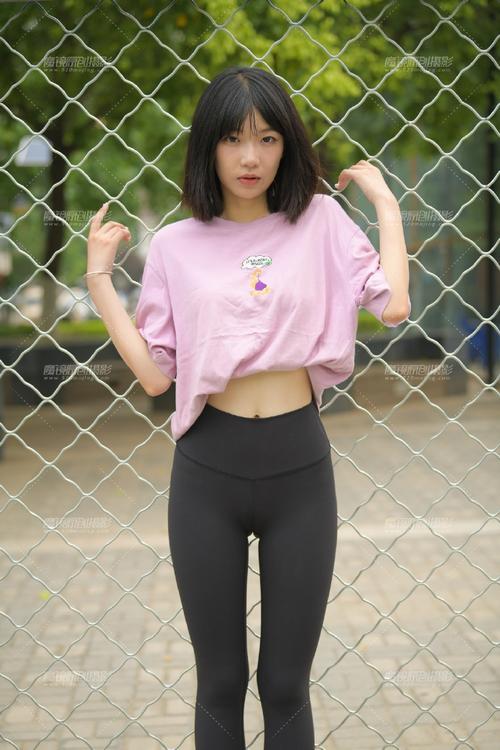 图片[5]-穿瑜伽裤打篮球的大三女孩J2198 463P1V-18.6GB-艾米图库
