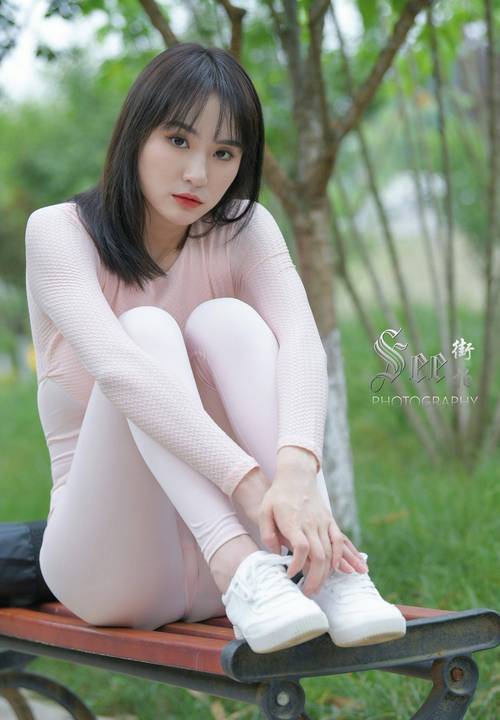 图片[2]-粉粉的瑜伽裤女孩太可爱了 J2090 854P1V-30.4GB-艾米图库