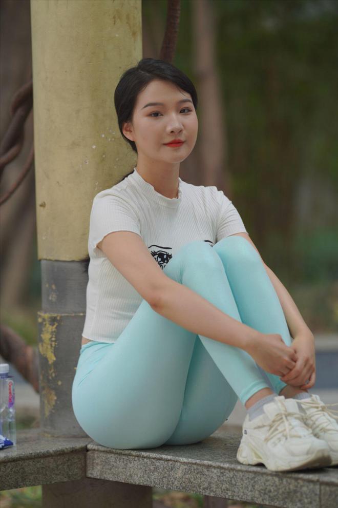 图片[3]-穿瑜伽裤的古风女人 J2984 1282P1V-33.4GB-艾米图库
